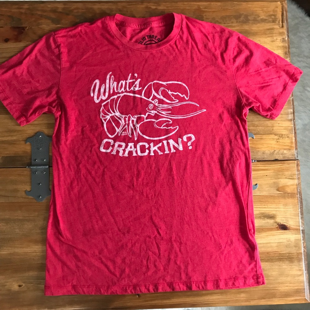‼️What’s Crackin SS Tee Size M Red